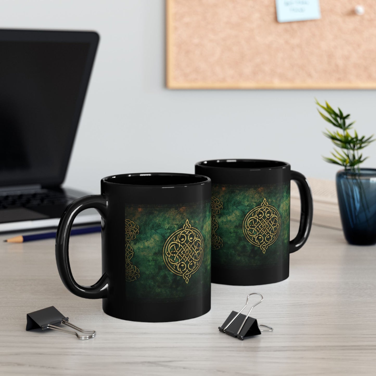 Celtic Green Mystic Design